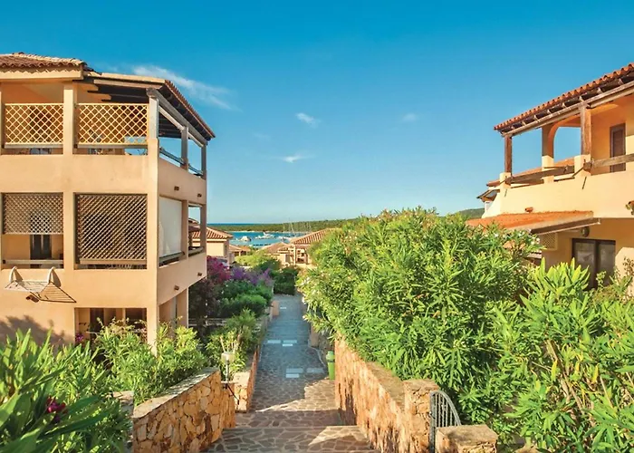 3 Bedrooms, 2 Bathrooms In Just 70 Mt From The Sea *