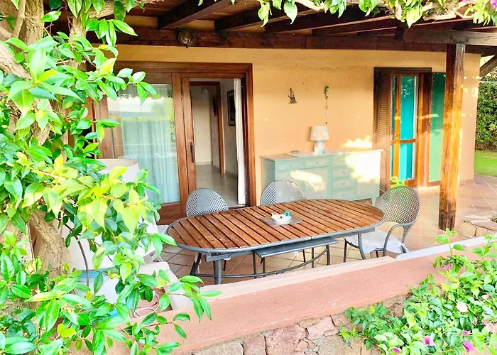 3 Bedrooms, 2 Bathrooms In Just 70 Mt From The Sea