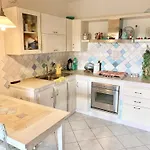 3 Bedrooms, 2 Bathrooms In Just 70 Mt From The Sea Marinella (Sardinia)
