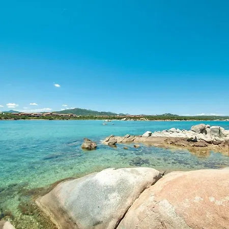 Appartamento 3 Bedrooms, 2 Bathrooms In Just 70 Mt From The Sea Marinella (Sardinia)