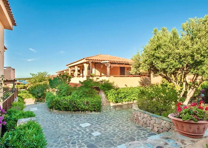 3 Bedrooms, 2 Bathrooms In Just 70 Mt From The Sea Appartement